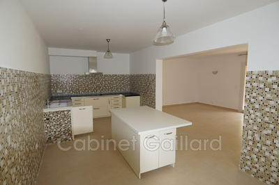 Maison - 197 m² - 8 pièces