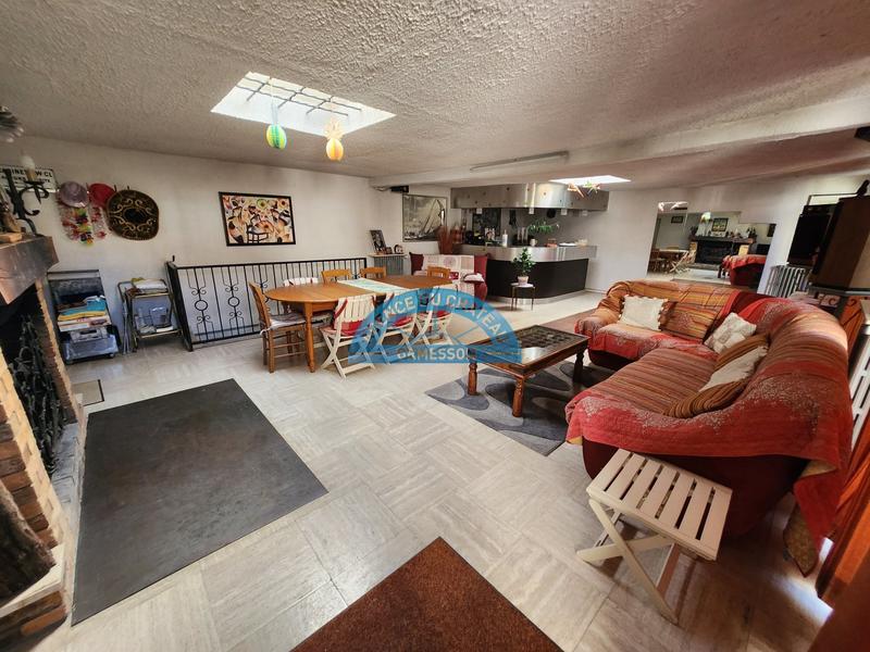 Maison - 165 m² - 6 pièces