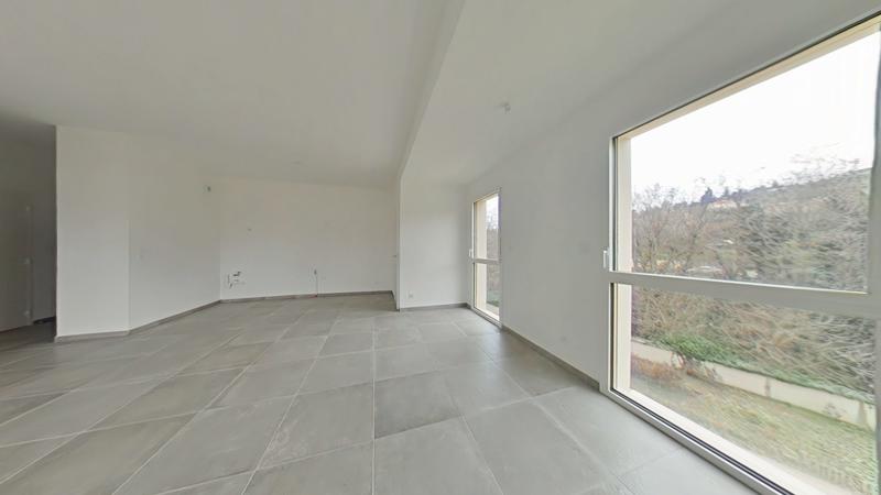 Appartement - 96 m² - 4 pièces