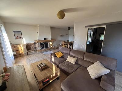 Maison traditionnelle - 73 m² - 4 pièces