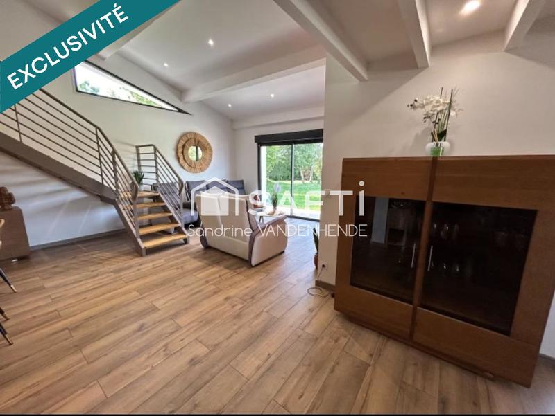 Villa - 232 m² - 10 pièces