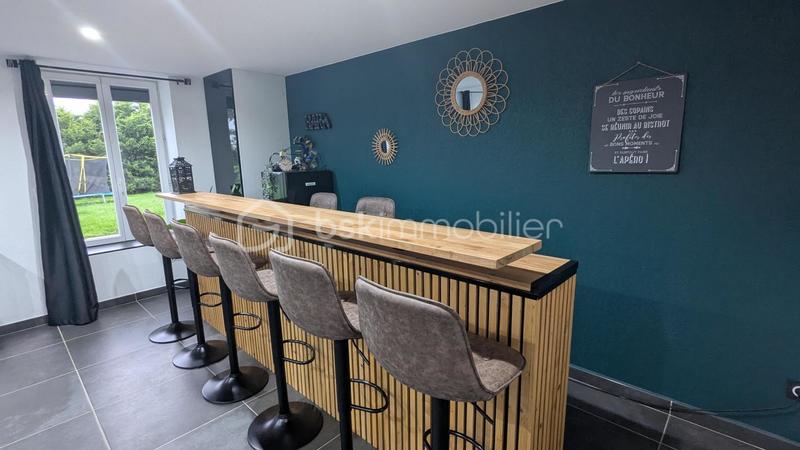 Corps de ferme - 242 m² - 8 pièces