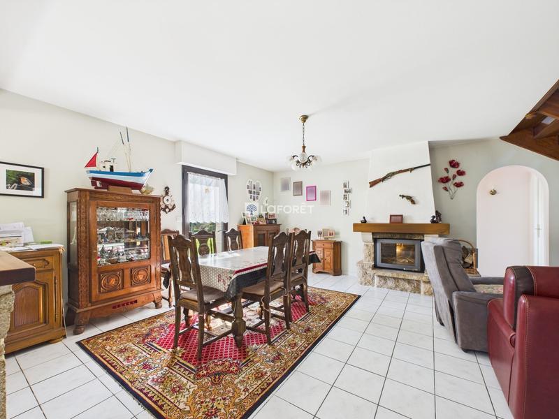 Maison traditionnelle - 120 m² - 5 pièces