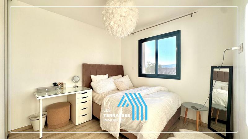 Villa - 140 m² - 6 pièces