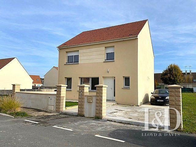 Maison traditionnelle - 132 m² - 7 pièces