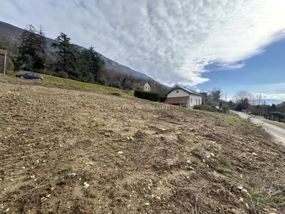 Terrain - 1 000 m²