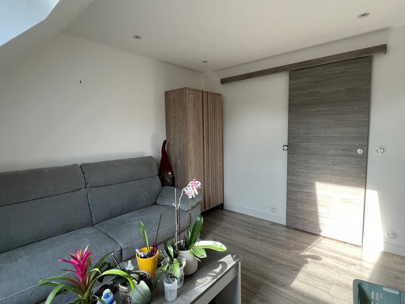 Maison - 92 m² - 6 pièces