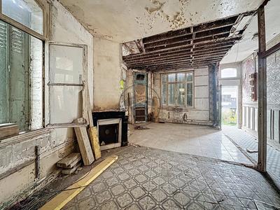 Maison - 93 m² - 5 pièces