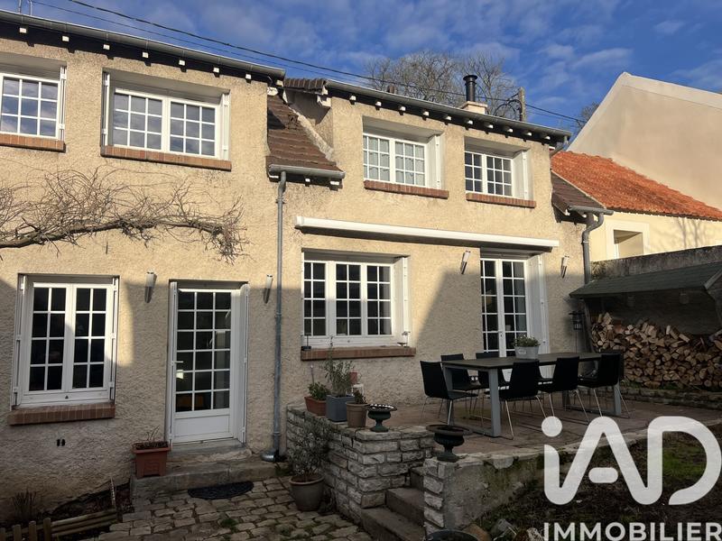 Maison - 145 m² - 6 pièces