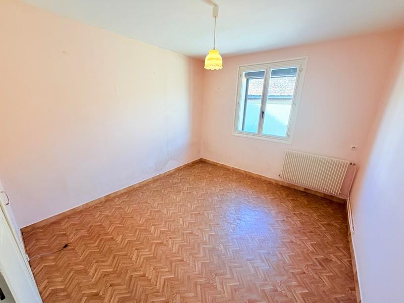 Maison - 92 m² - 5 pièces