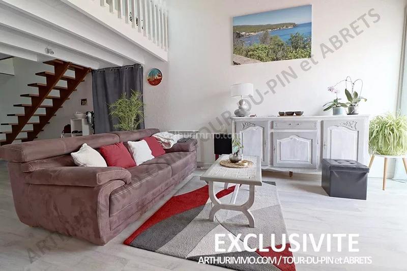 Maison - 99 m² - 4 pièces