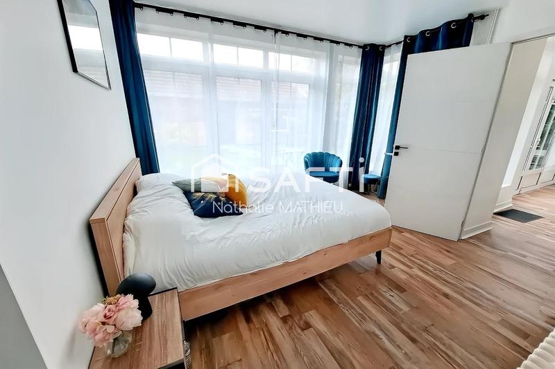 Maison - 200 m² - 7 pièces