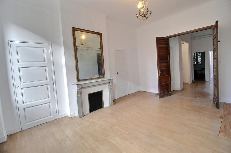 Appartement - 185 m² - 7 pièces