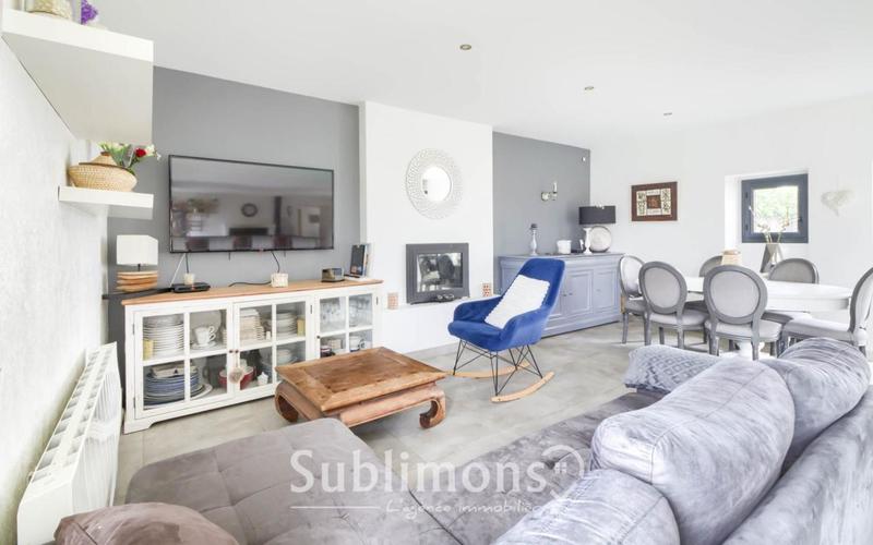 Maison en pierre - 192 m² - 8 pièces