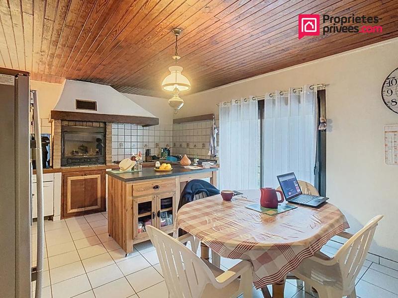 Maison - 188 m² - 8 pièces