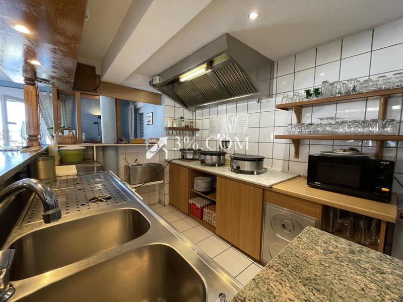 Fonds de commerce - Local commercial - 100 m²