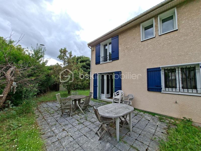 Pavillon - 104 m² - 4 pièces