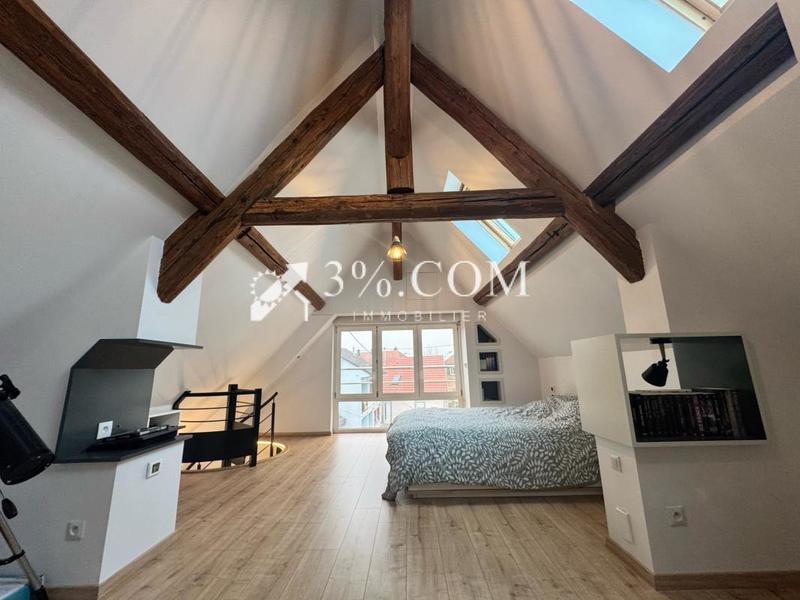 Maison de ville - 239 m² - 10 pièces