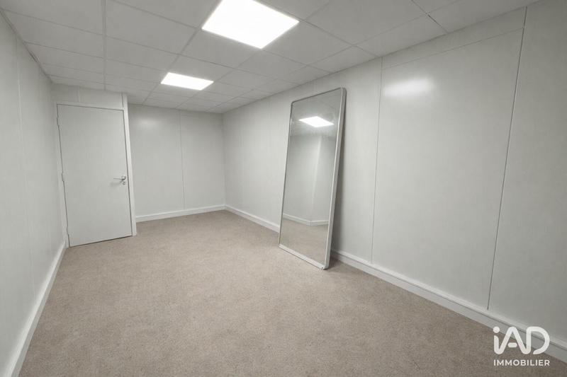 Local commercial - 200 m²