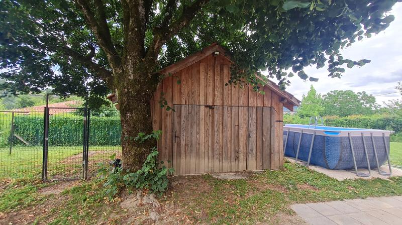 Maison - 300 m² - 7 pièces