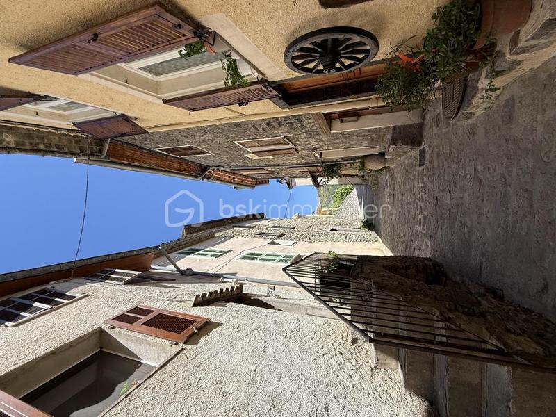 Maison de village - 91 m² - 4 pièces