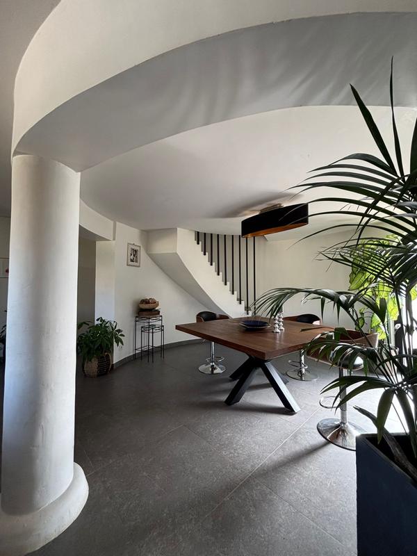 Villa - 160 m² - 4 pièces