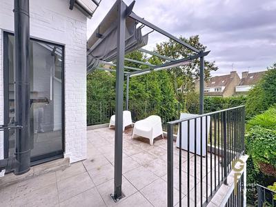 Maison - 180 m² - 5 pièces