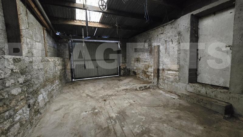 Maison - 98 m² - 4 pièces