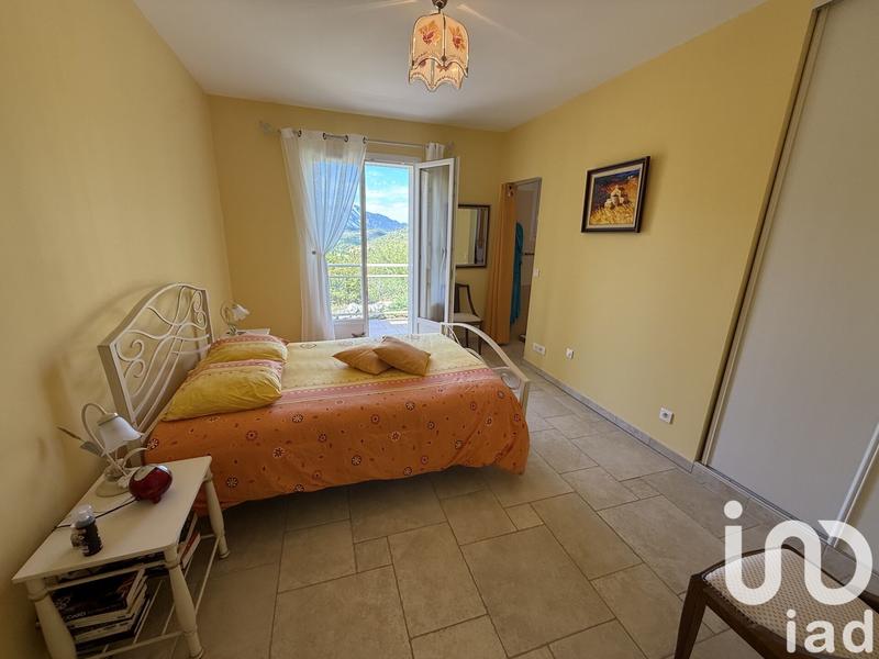 Maison - 143 m² - 5 pièces