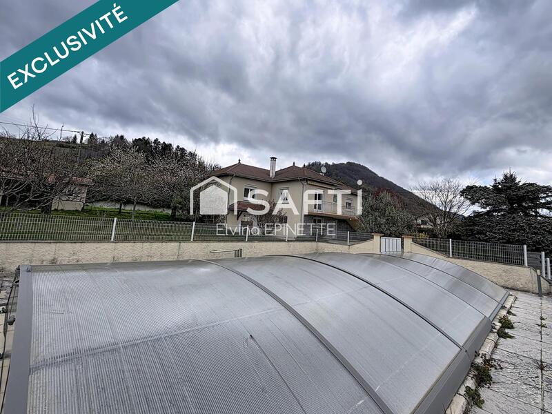 Maison - 153 m² - 5 pièces