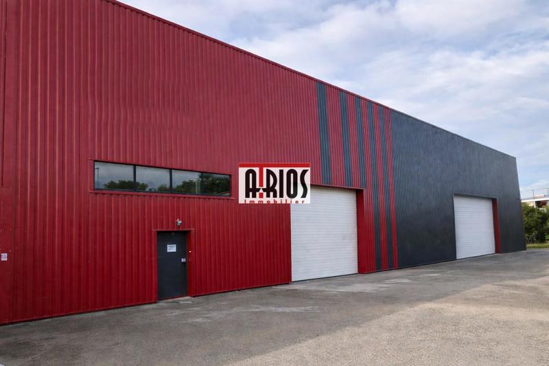 Entrepôt - 1 557 m²