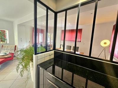 Maison - 97 m² - 4 pièces