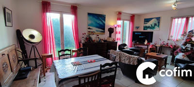 Maison - 90 m² - 4 pièces