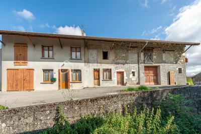 Corps de ferme - 123 m² - 6 pièces