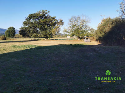 Terrain - 3 840 m²
