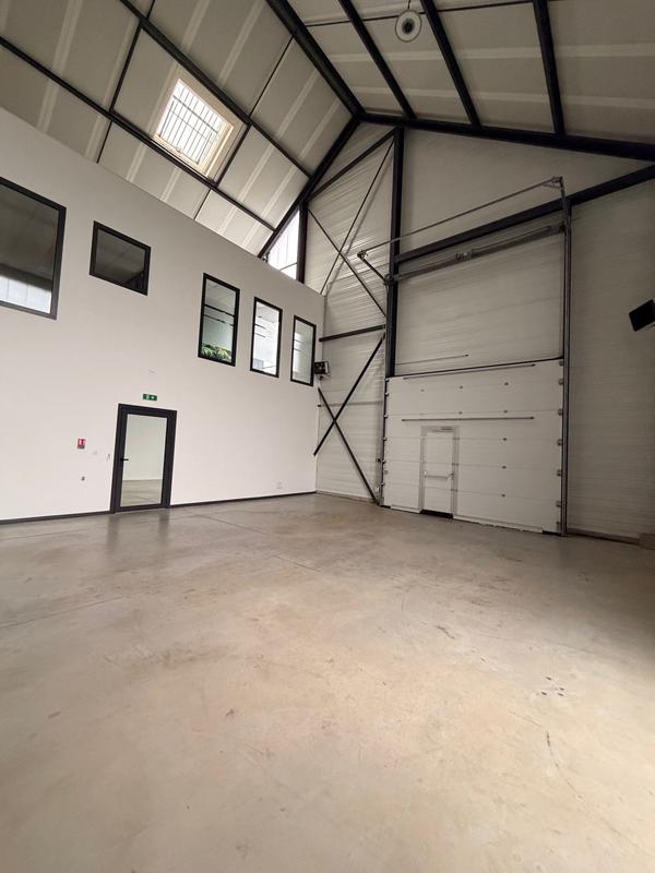 Local commercial - 451 m² - 8 pièces