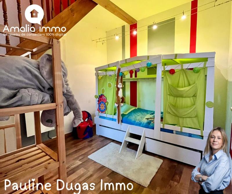 Maison - 90 m² - 5 pièces