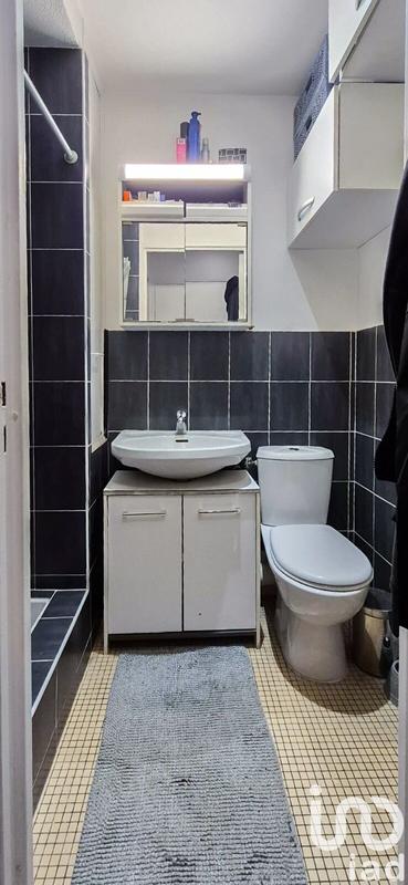 Studio - 15 m² - 1 pièce