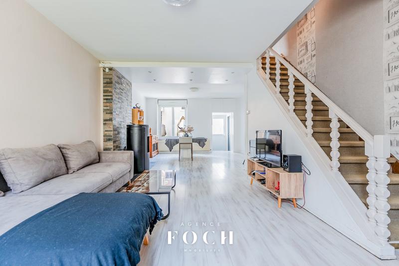 Maison - 107 m² - 5 pièces