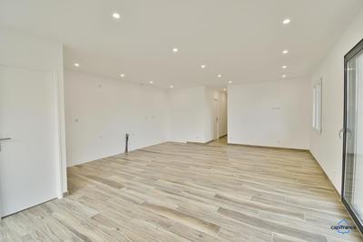 Maison - 81 m² - 4 pièces