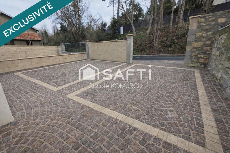 Maison - 120 m² - 6 pièces