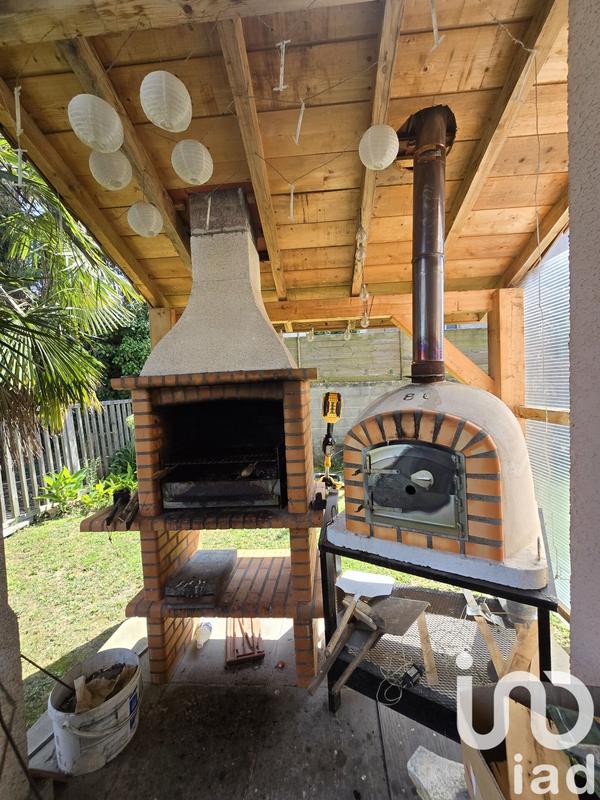 Maison - 178 m² - 8 pièces