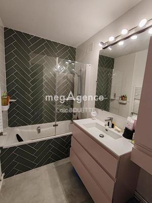 Appartement - 120 m² - 5 pièces