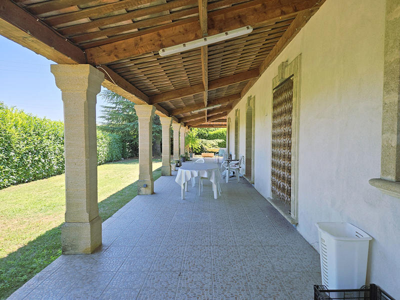 Maison - 177 m² - 7 pièces