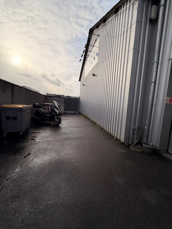 Local commercial - 530 m² - 5 pièces