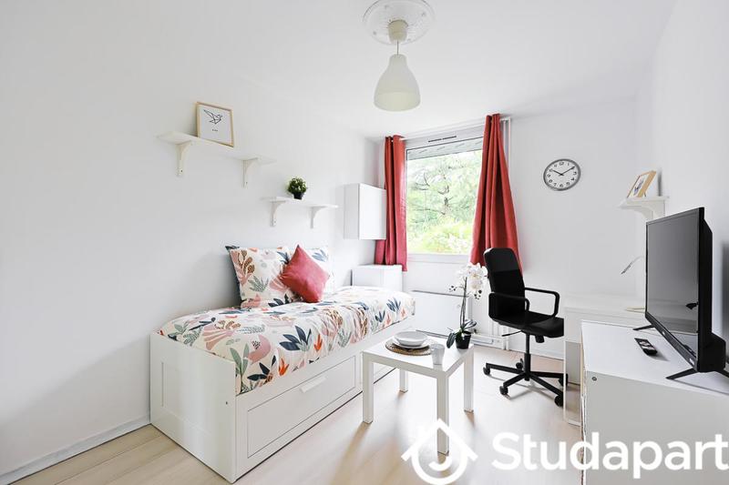 Chambre - 10 m² - 1 pièce