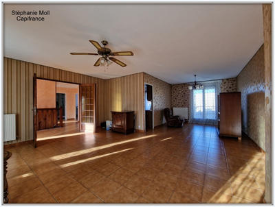 Maison - 200 m² - 5 pièces