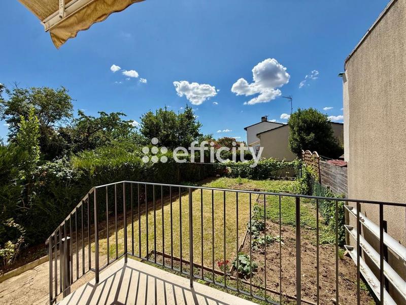 Maison - 83 m² - 6 pièces