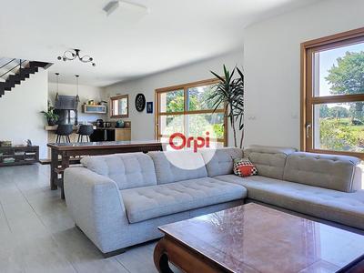 Maison - 150 m² - 4 pièces