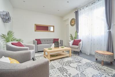 Maison - 130 m² - 7 pièces